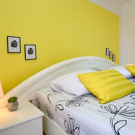 Apartman Lucca *